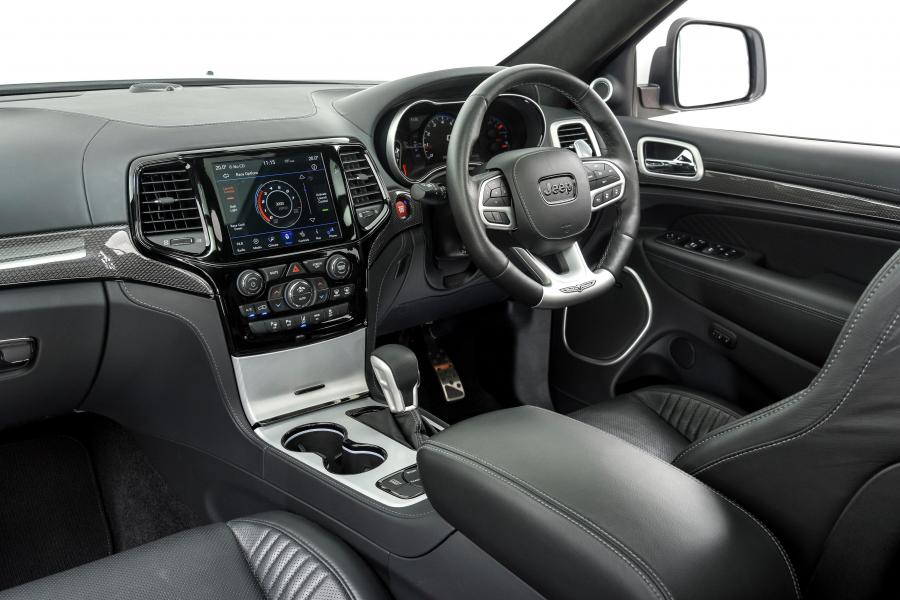 Торпедо Jeep Grand Cherokee Trackhawk (WK2) 2019 года  (ZA) (фото 11 из 40)